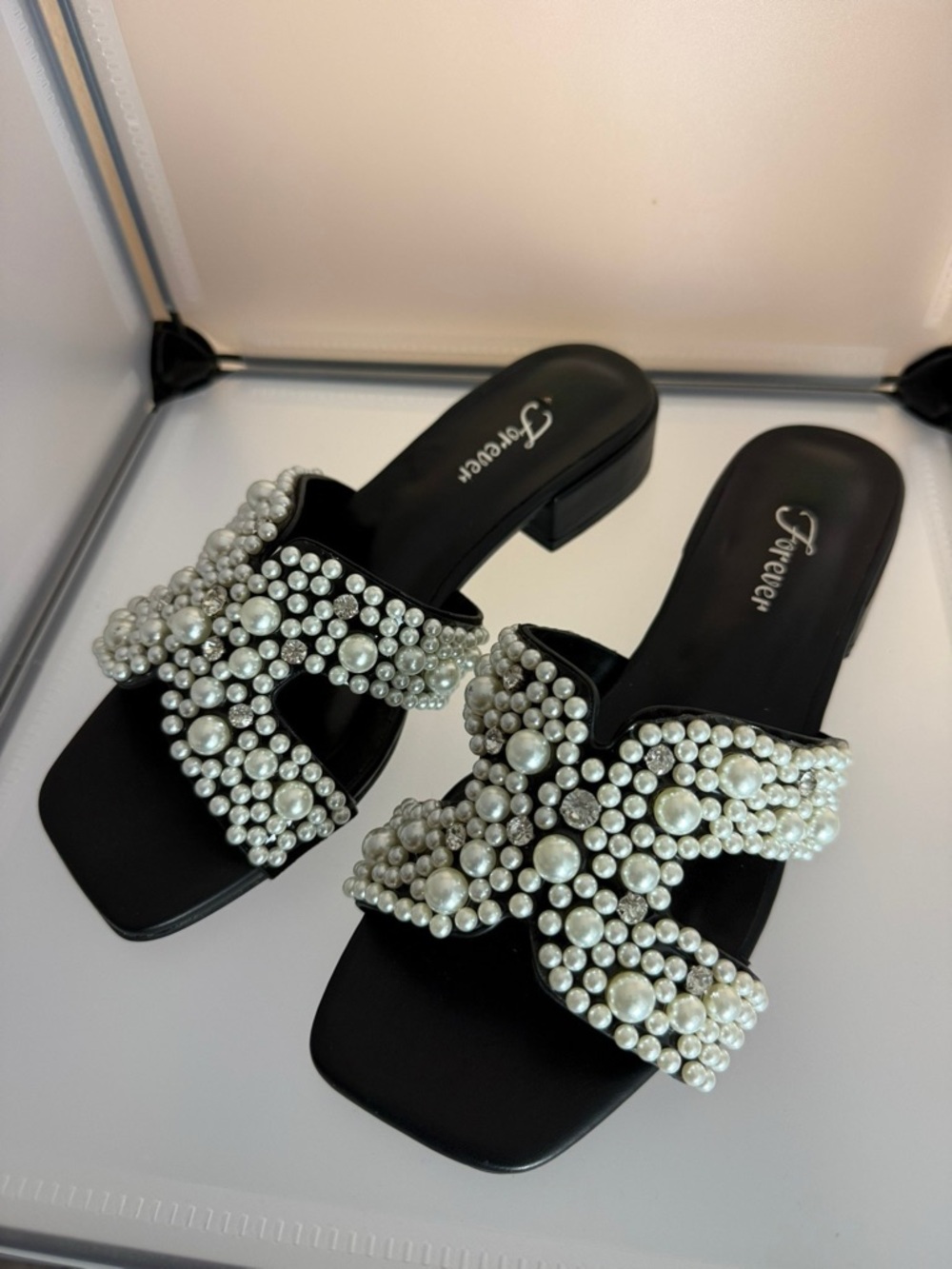 Forever Link Faux Pearl & Diamante Low Block Heel Sandals Black Size 7